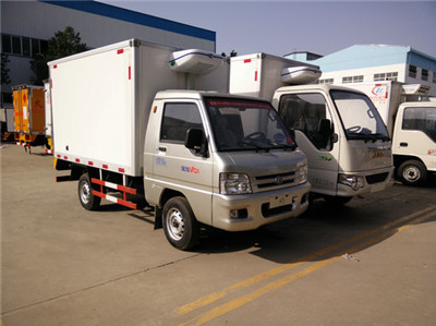 福田馭菱小型冷藏車(廂長2.6米)