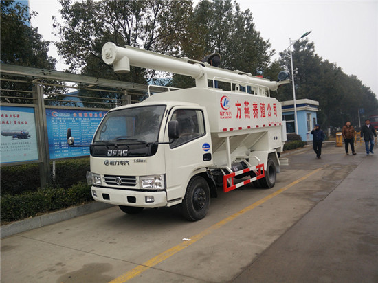 5噸散裝飼料車圖片