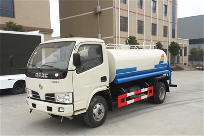 不上戶5噸灑水車價(jià)格