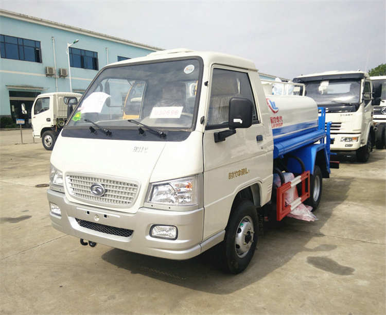 2-3方灑水車車型圖片