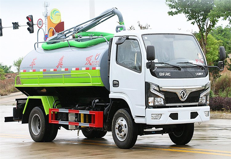 熱銷東風(fēng)5方吸糞車